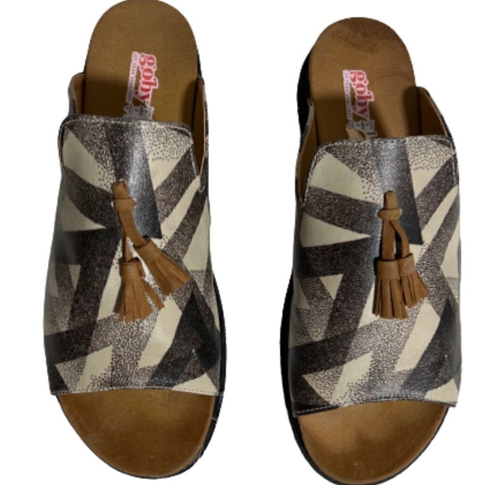 Goby Graphic Print Suede Tassel Slip On Mule - EU 39/US 8